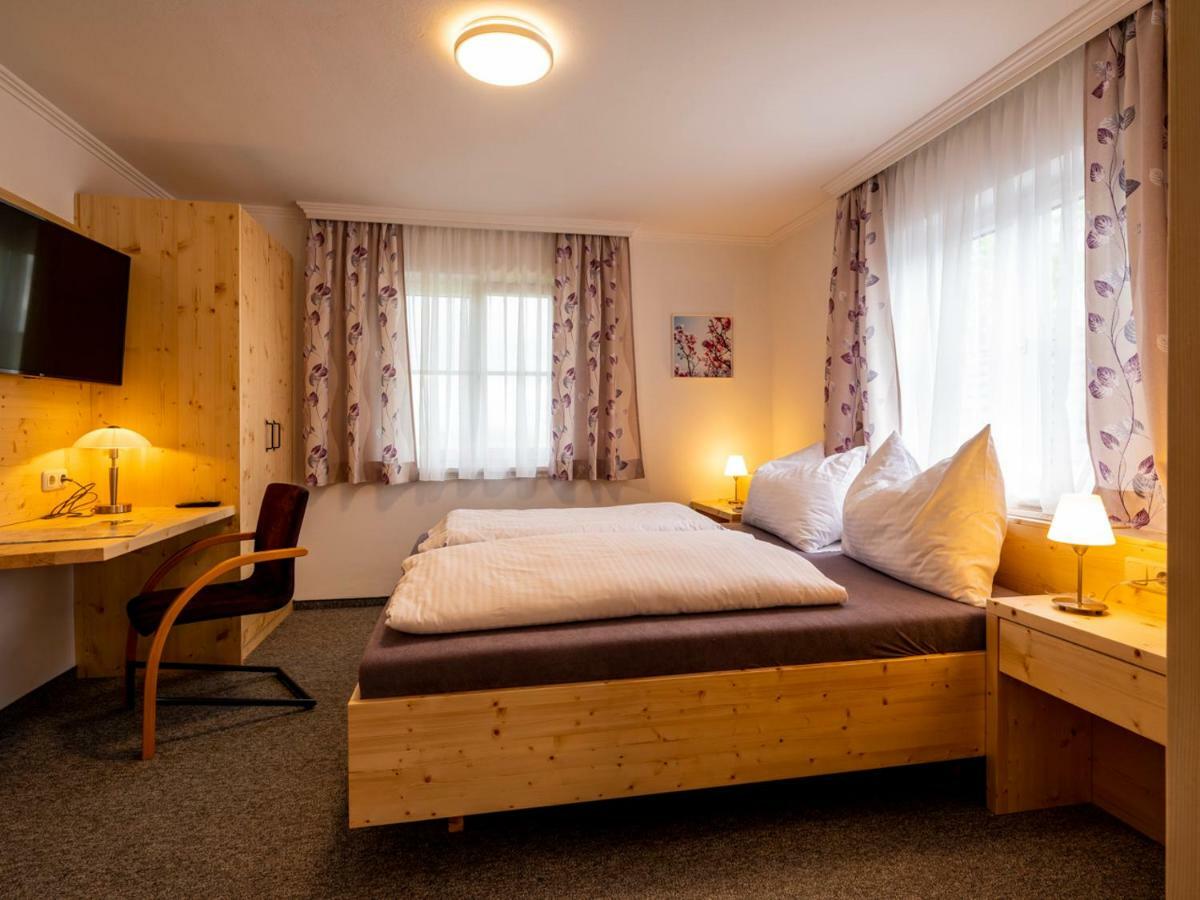 Siri'S Einkehr Hotel Sankt Georgen im Attergau Esterno foto